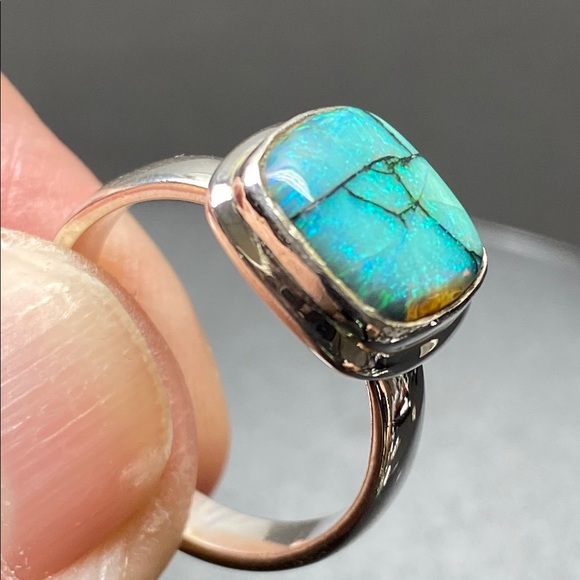 Sterling Opal Ring Size 7 in Solid Sterling Silver 925 - Picture 7 of 8